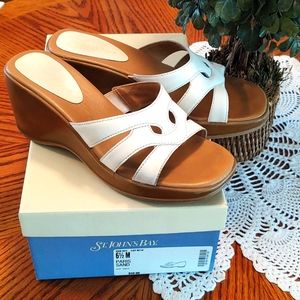 St. John's Bay Wedge Leather Sandals White 6 1/2M
